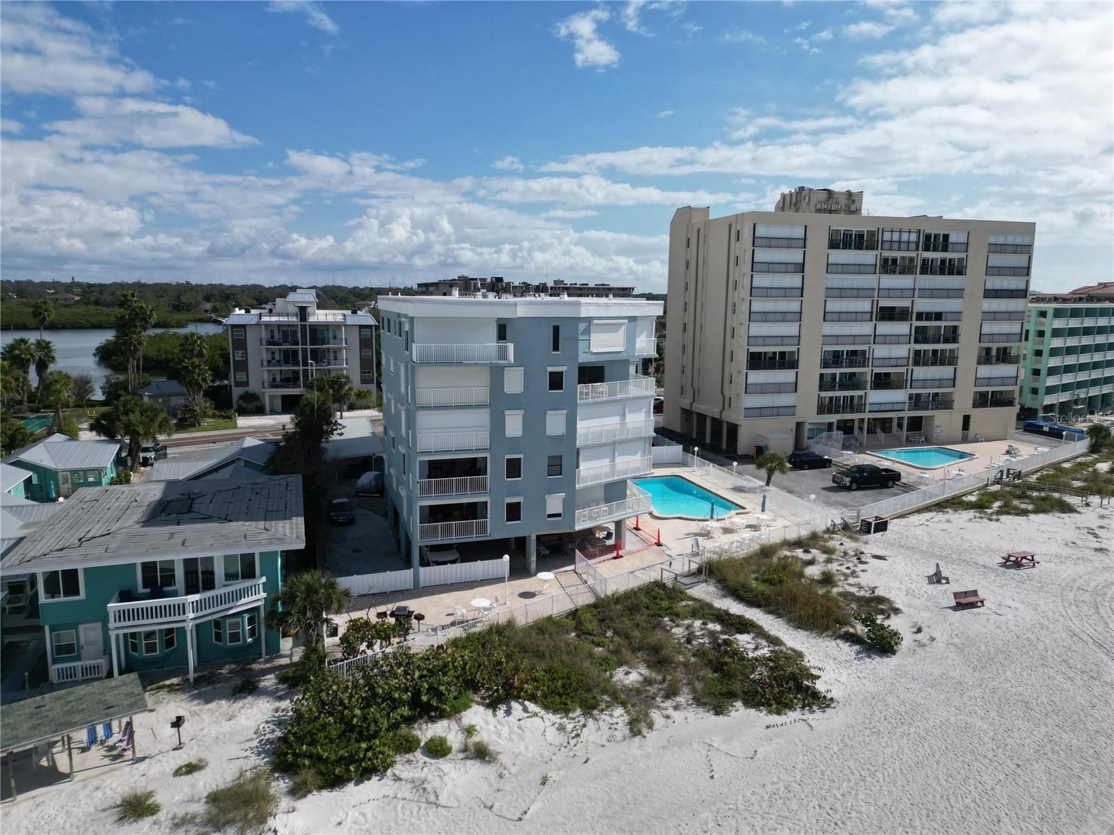 LAS OLAS CONDO - Residential