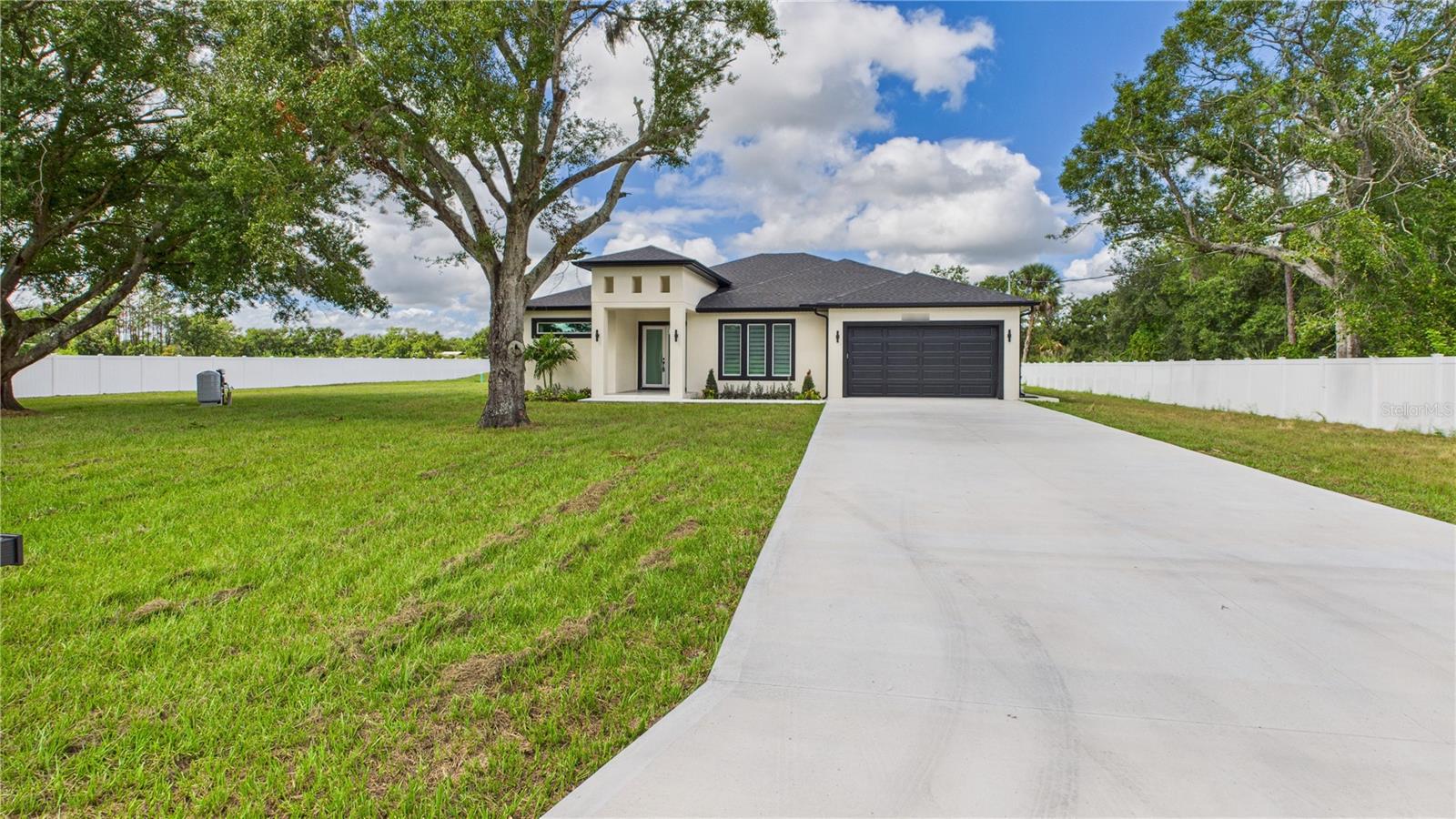 RUSKIN COLONY FARMS 01 EXT - Residential