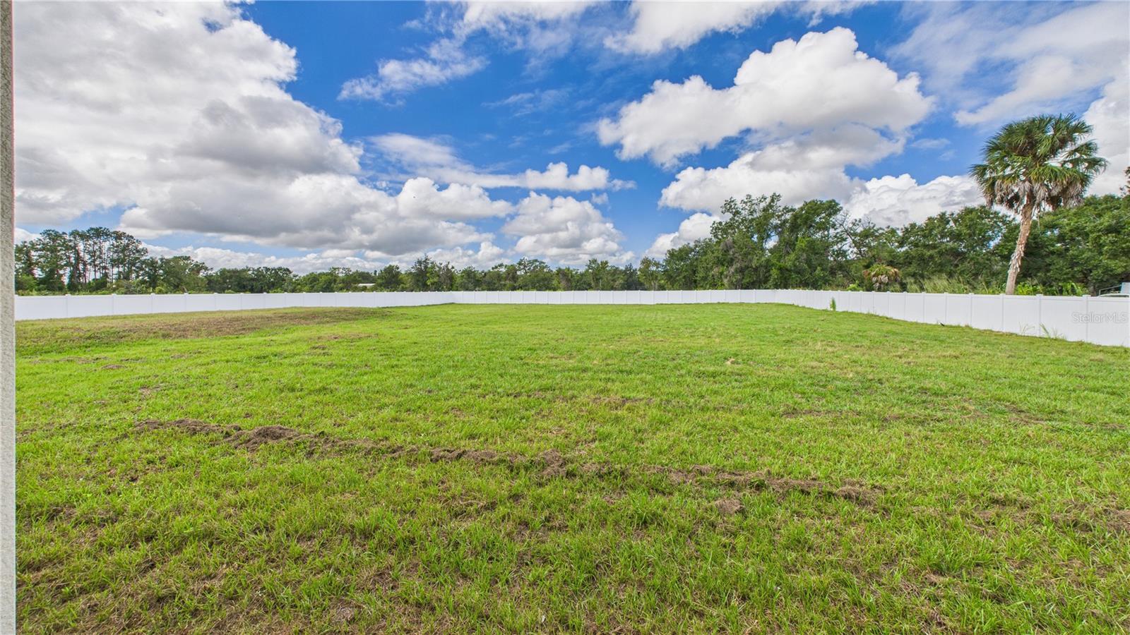RUSKIN COLONY FARMS 01 EXT - Residential