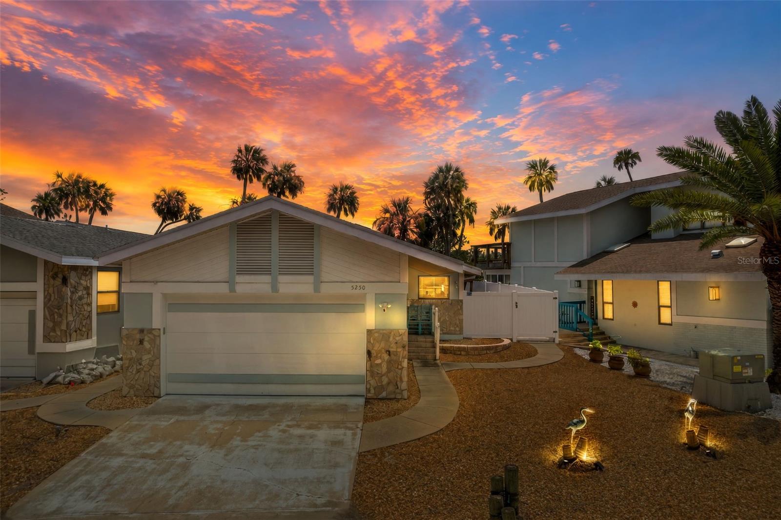 RIVERHAVEN VILLAGE - Residential