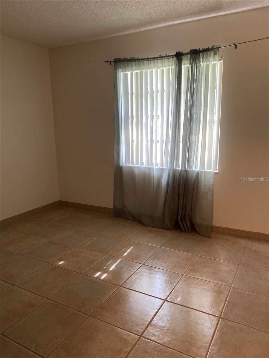 CARIBBEAN VILLAS - Residential Lease