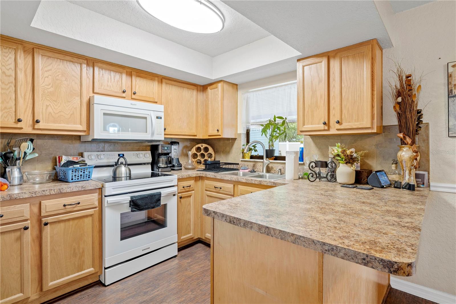SPRING HILL - Residential Lease