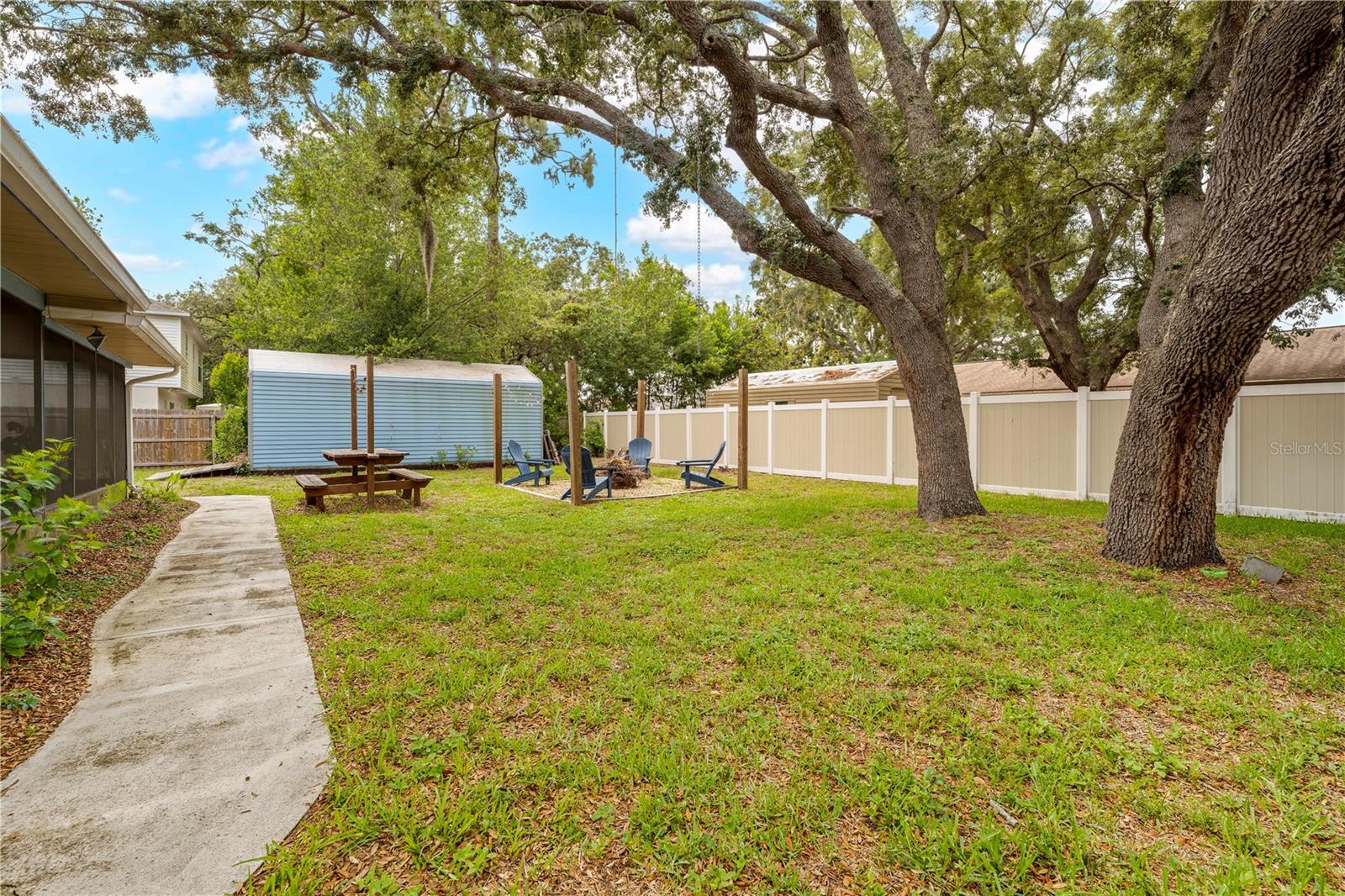 SPRING HILL - Residential Lease