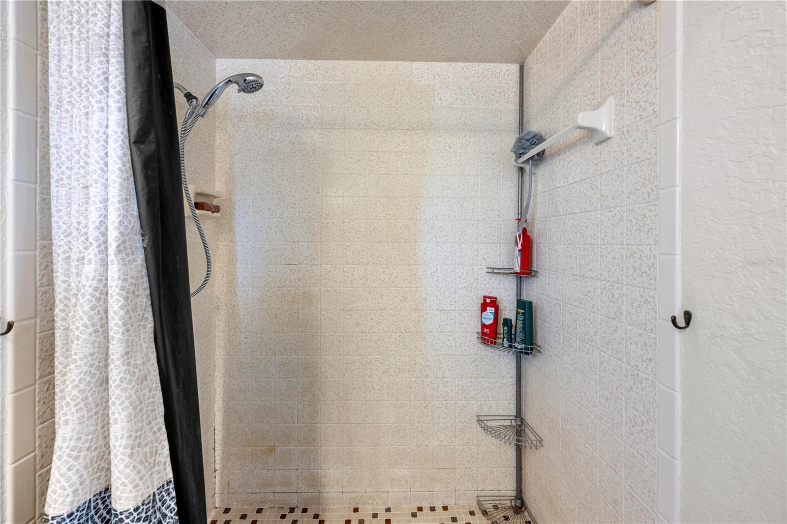 SPRING HILL - Residential Lease