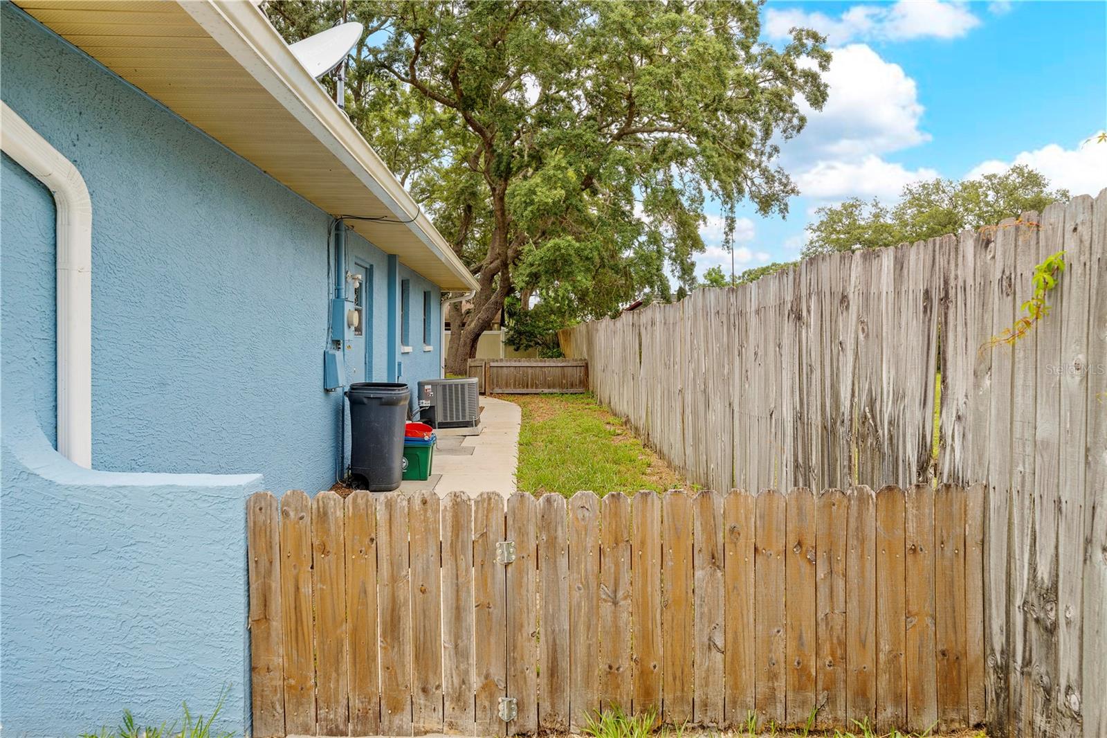 SPRING HILL - Residential Lease