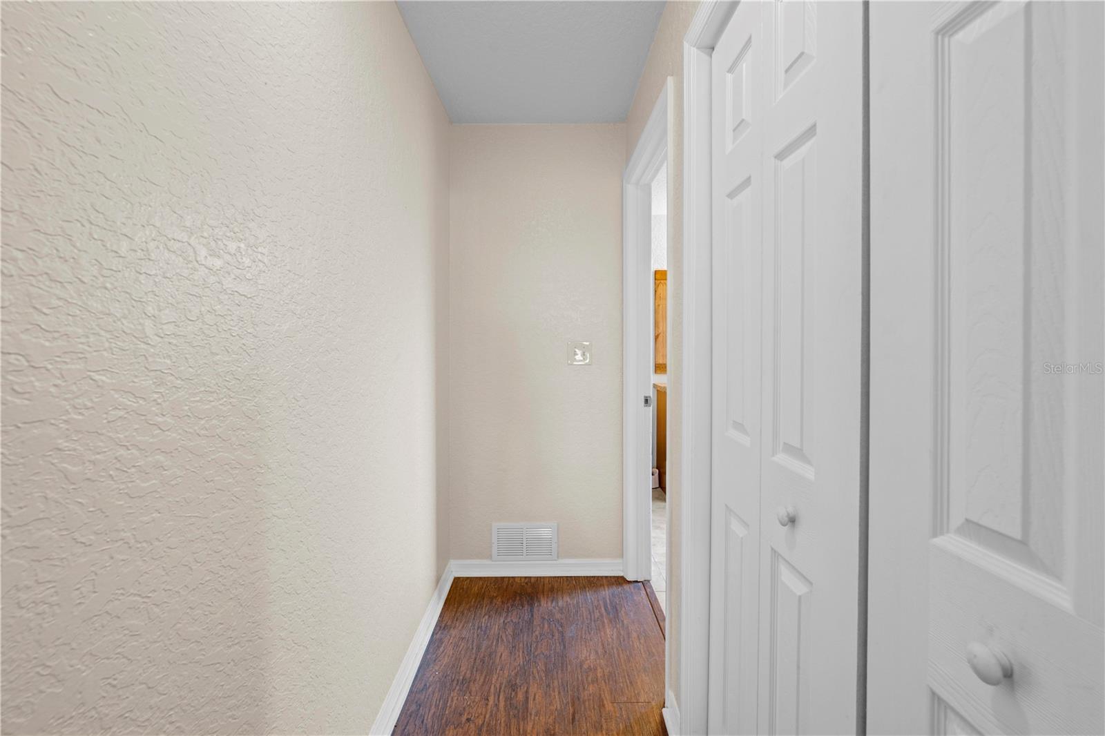 SPRING HILL - Residential Lease