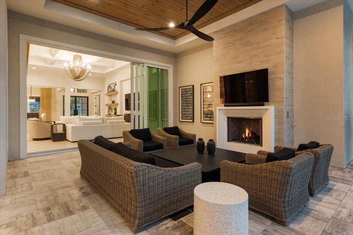 LAKE CLUB PH IV SUBPH C-2 - Residential