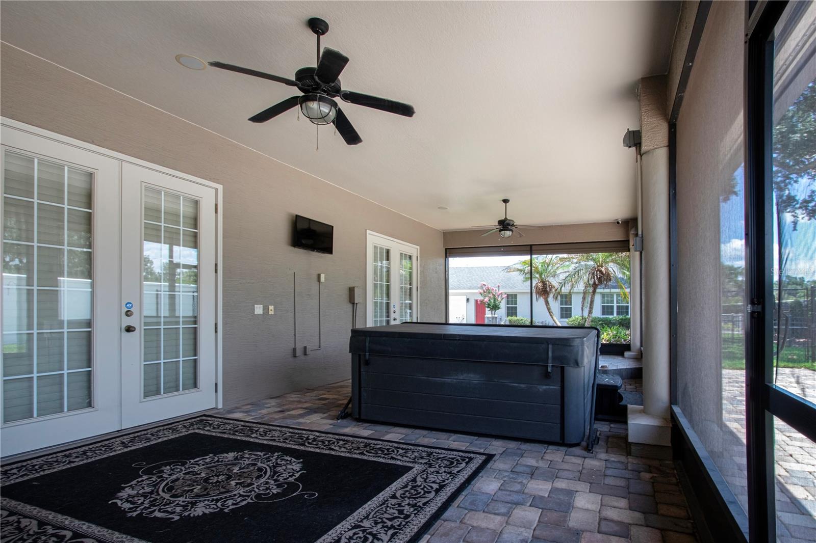 SQUARE LAKE PH 01 - Residential