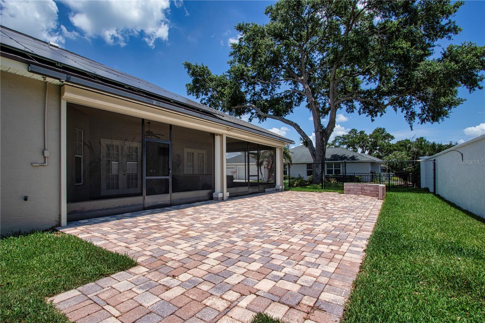 SQUARE LAKE PH 01 - Residential