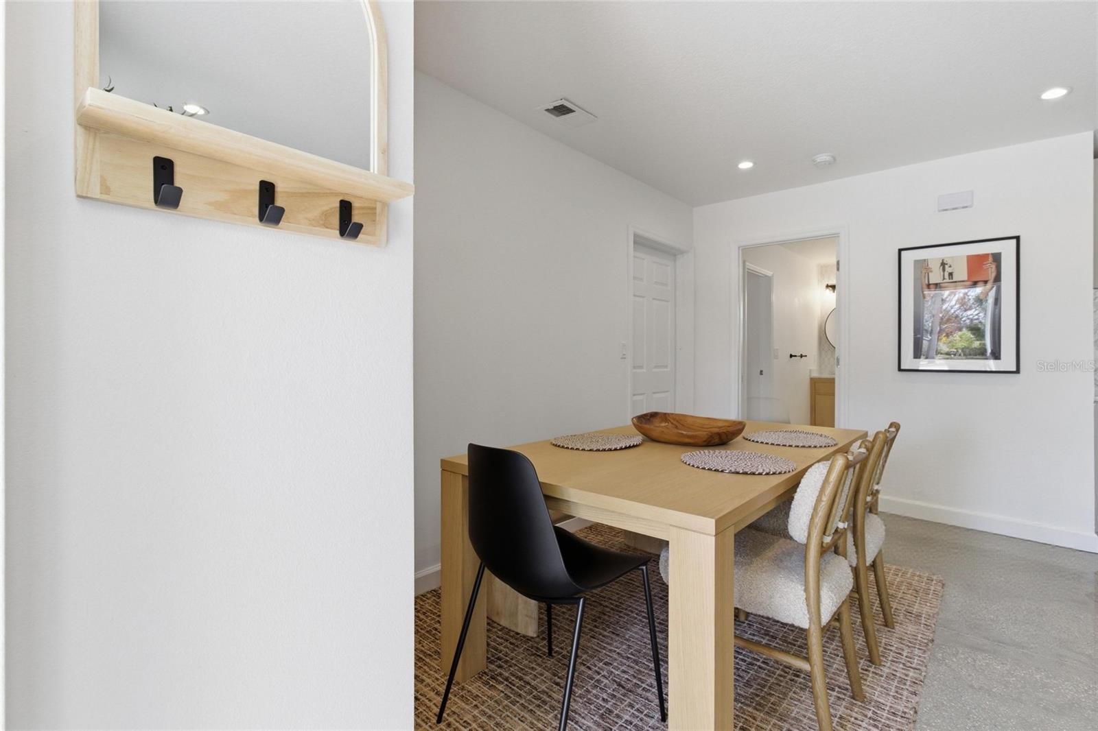 HARBOR OAKS - Residential