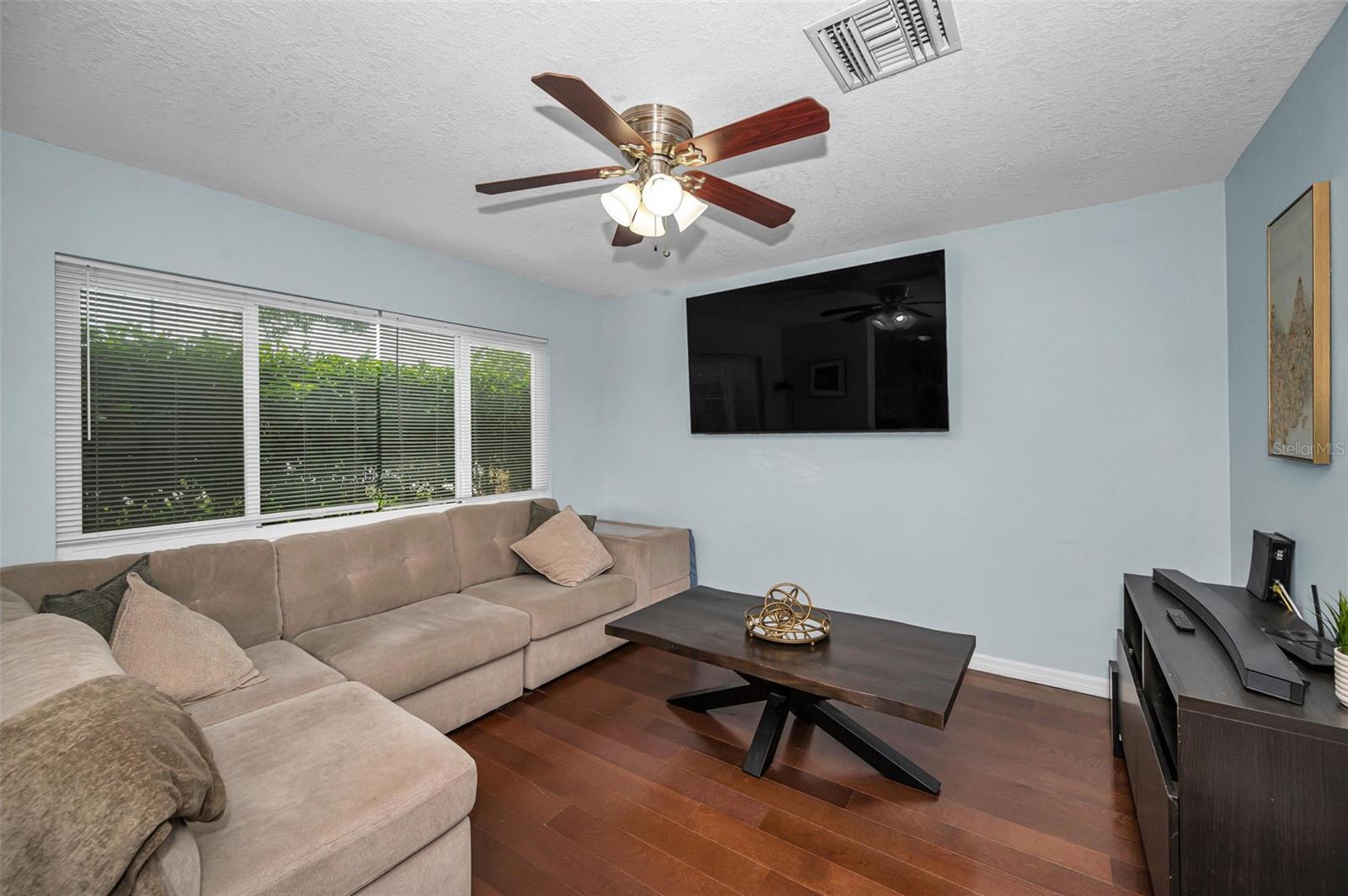 BEACON GROVES UNIT III - Residential