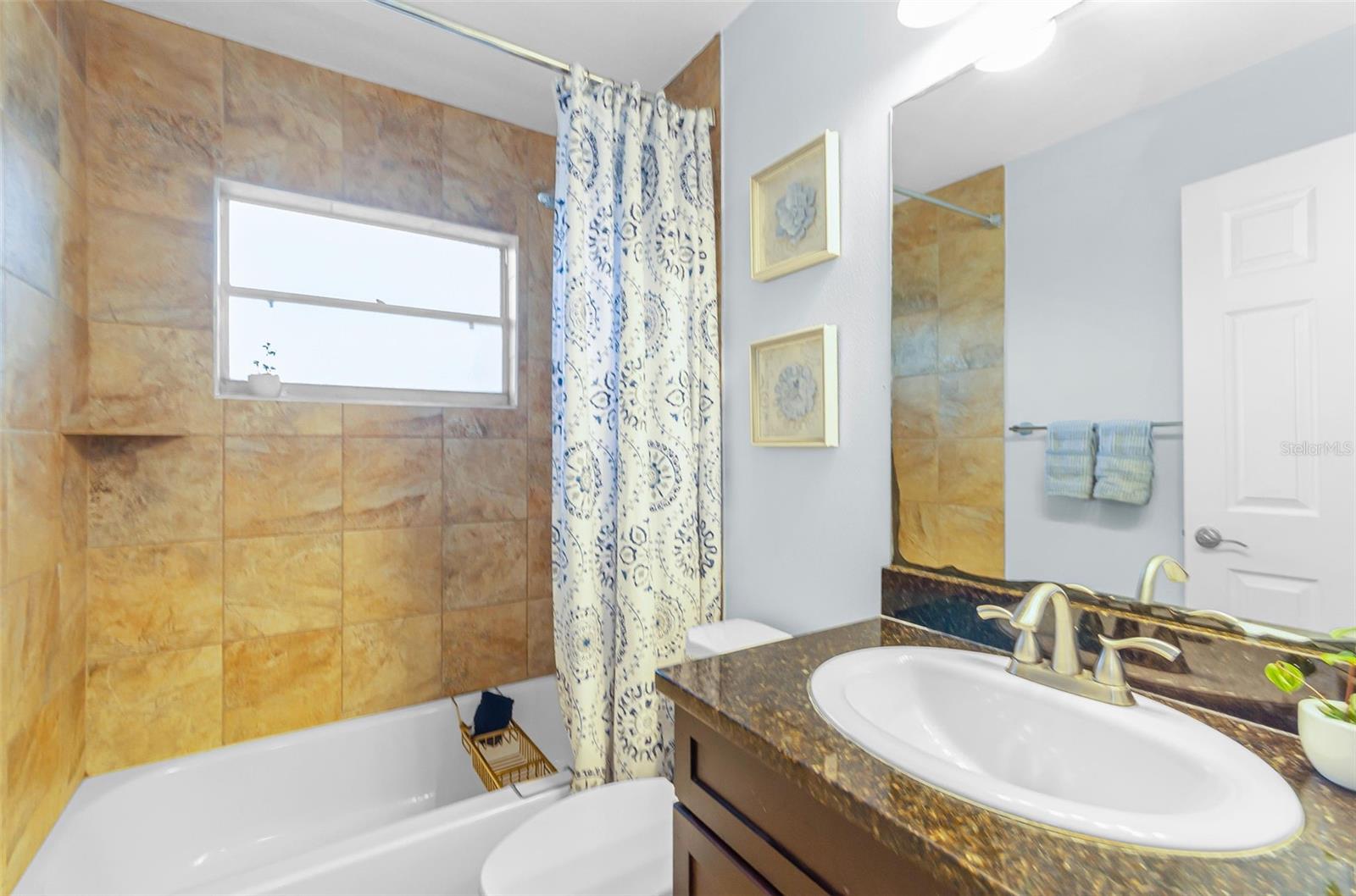BEACON GROVES UNIT III - Residential
