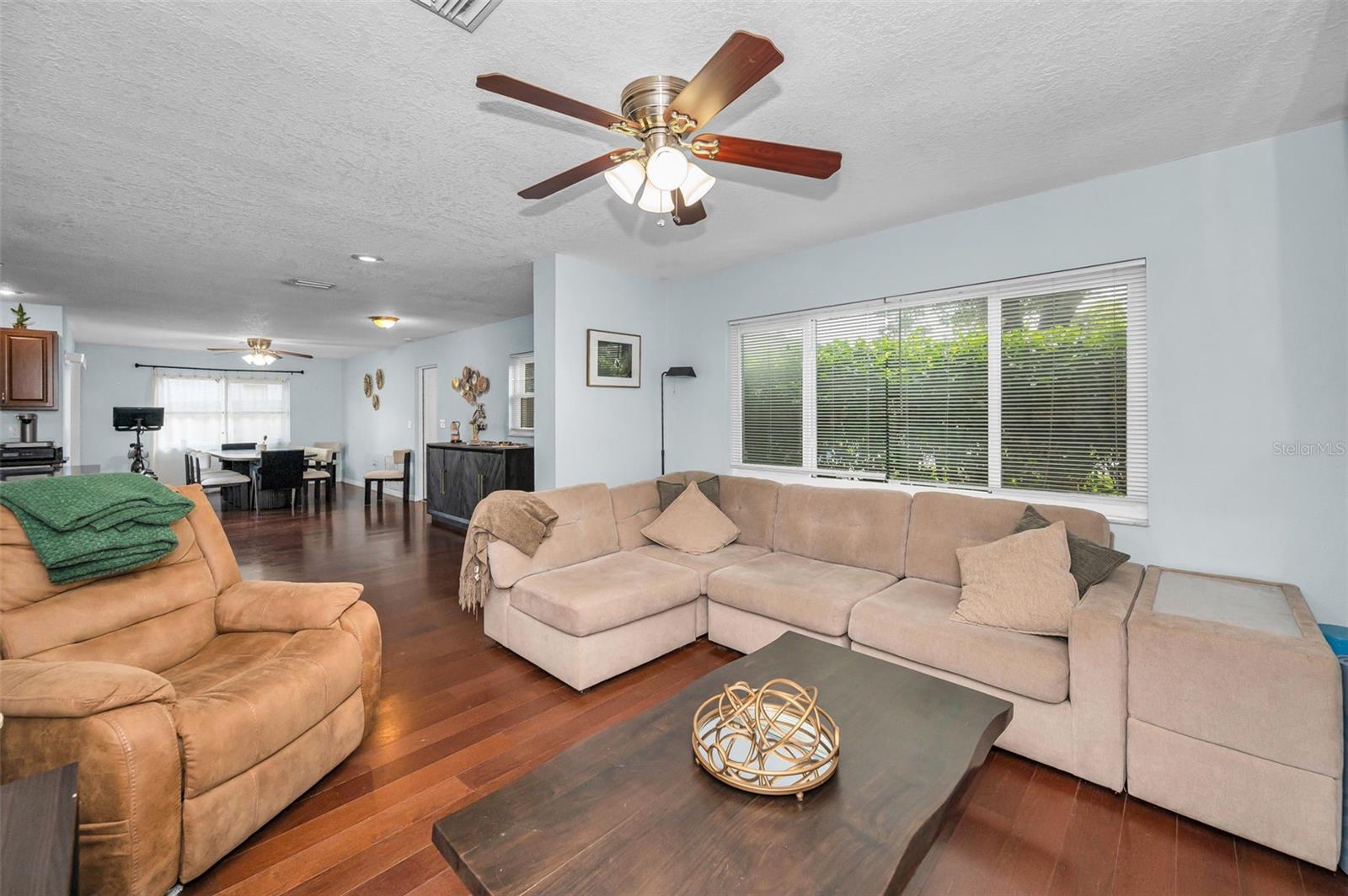 BEACON GROVES UNIT III - Residential