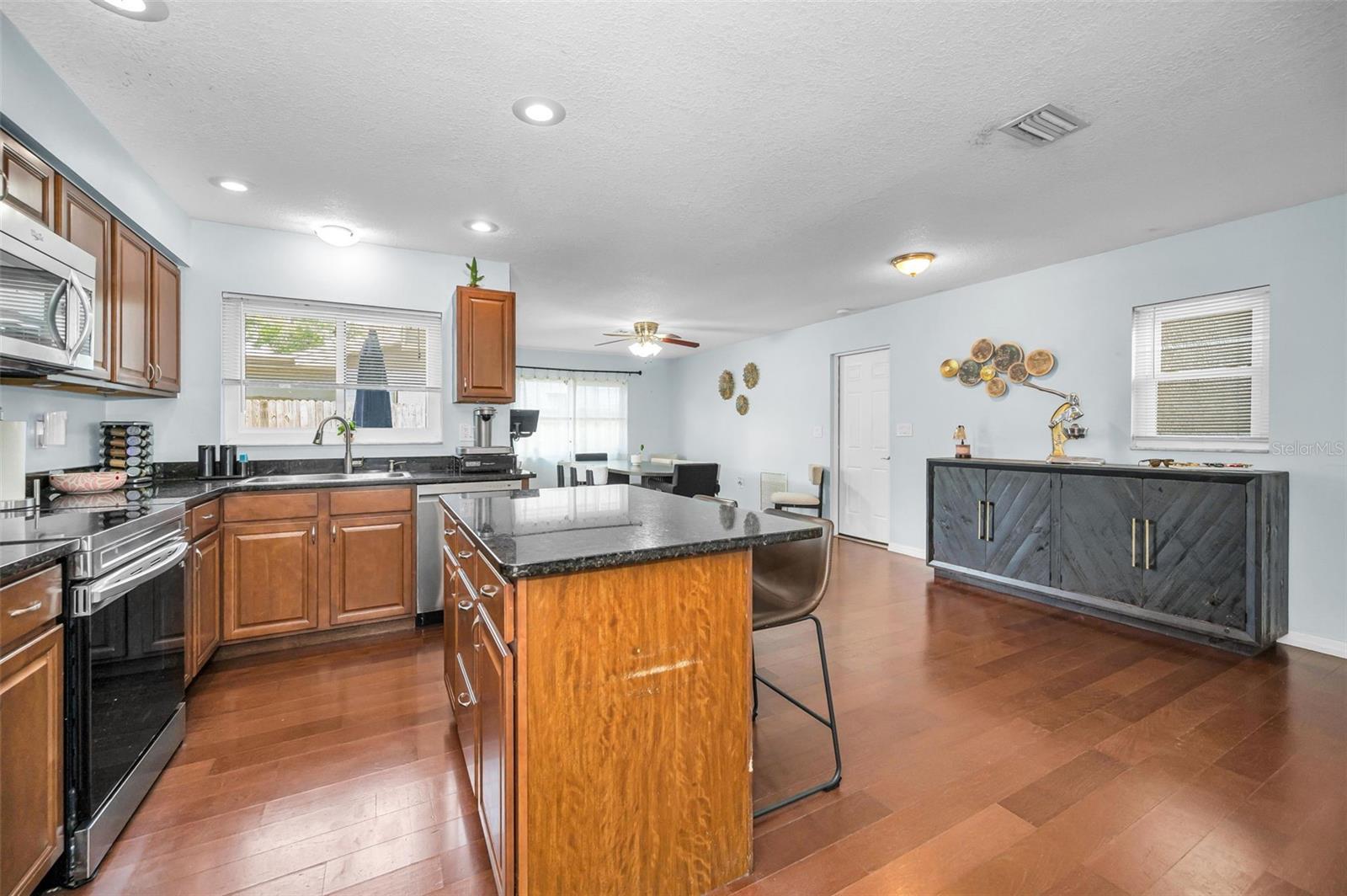 BEACON GROVES UNIT III - Residential