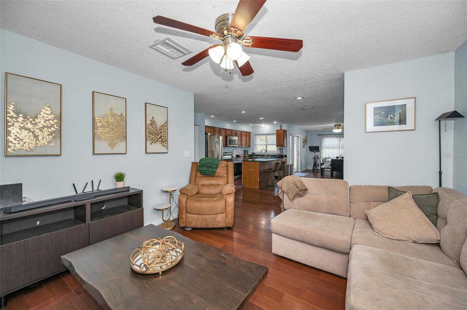 BEACON GROVES UNIT III - Residential