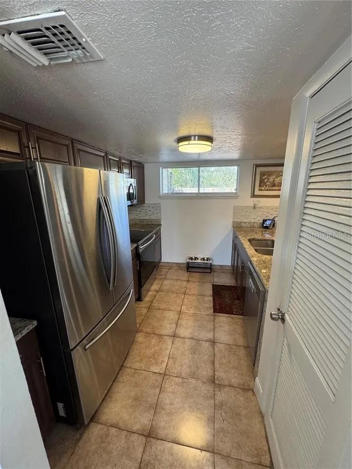 VILLAGE CONDO - Residential Lease