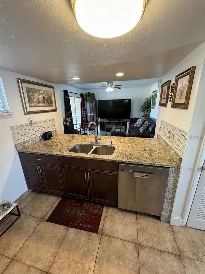 VILLAGE CONDO - Residential Lease