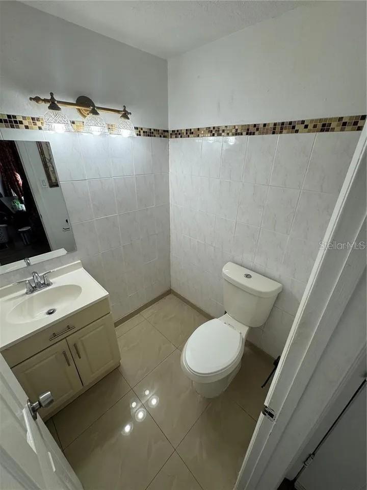 VILLAGE CONDO - Residential Lease