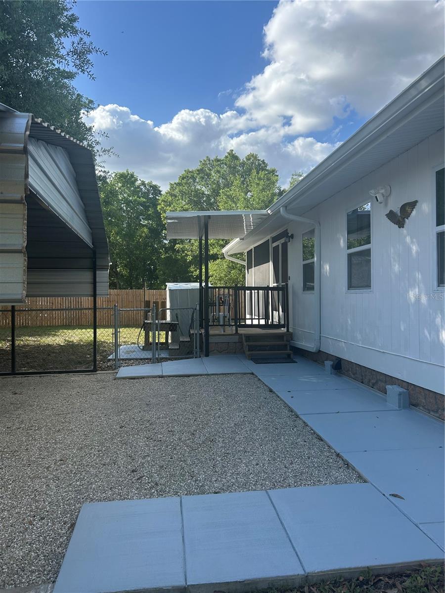 CHARLOTTE HIGHLANDS - Residential