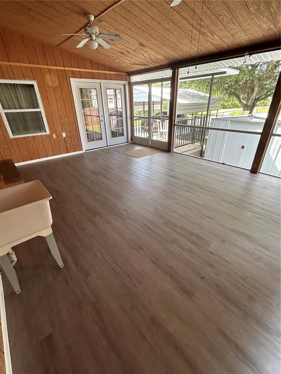 CHARLOTTE HIGHLANDS - Residential