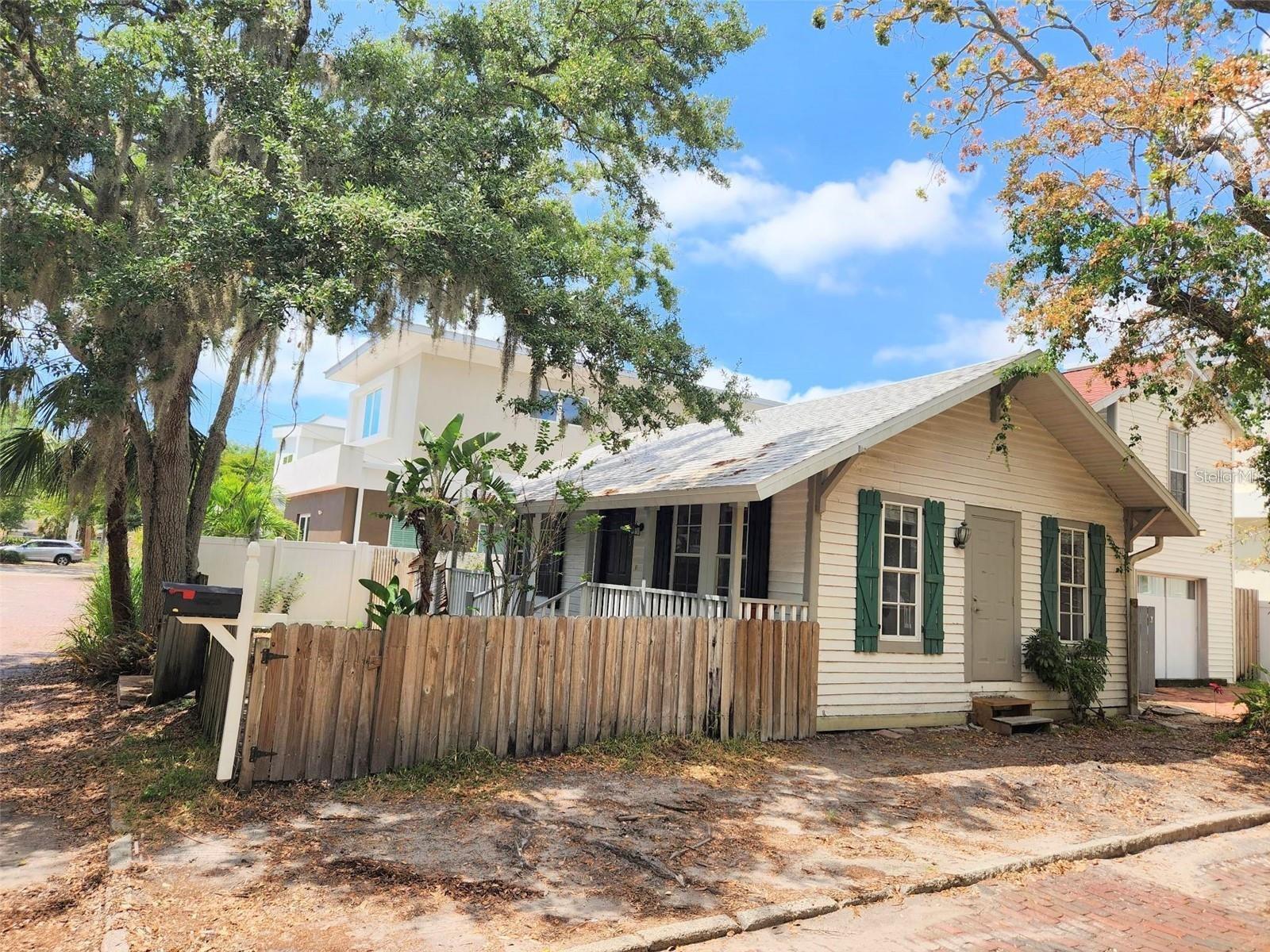 POS SUB OF BLKS G & H - Residential Lease