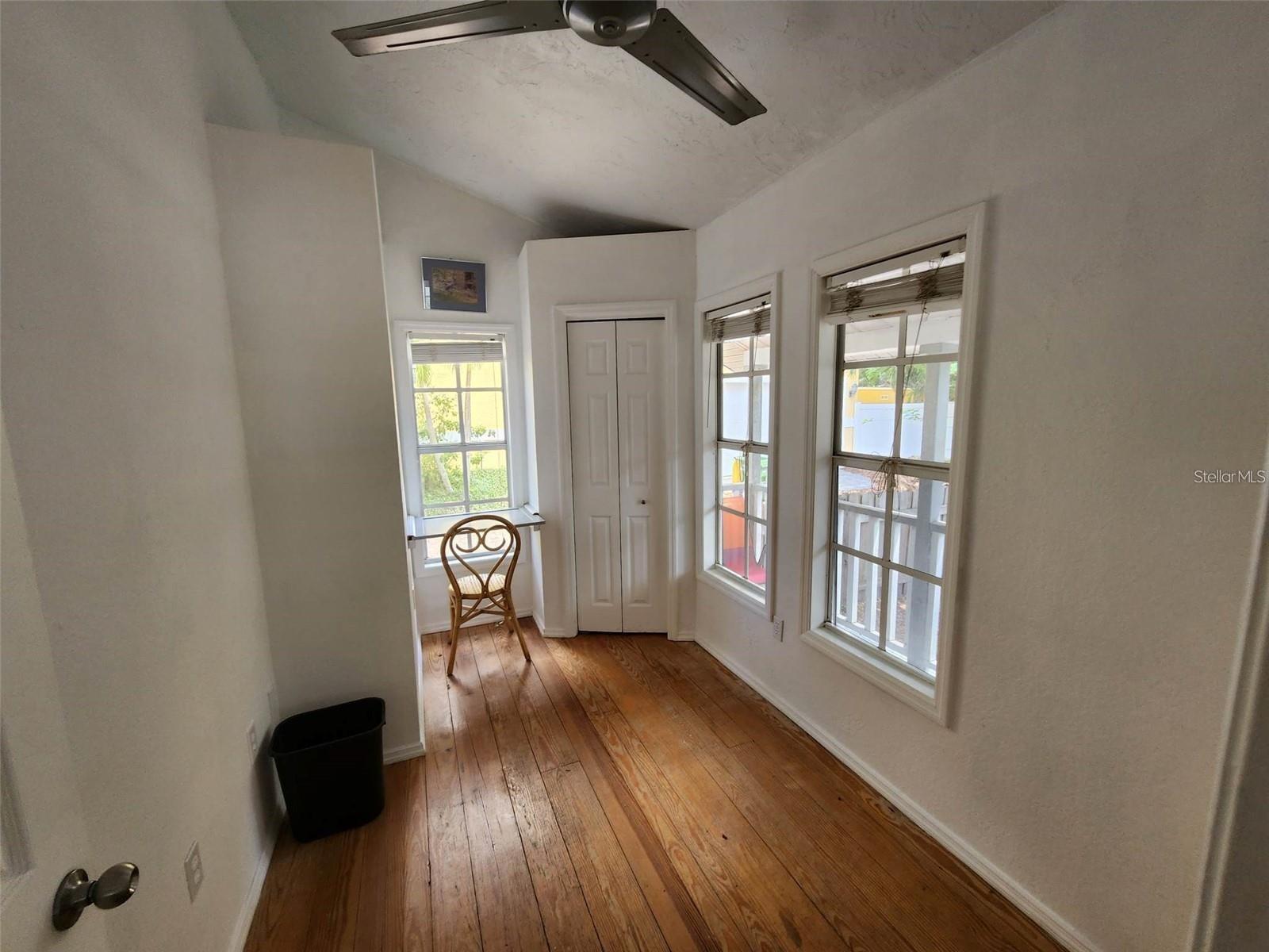 POS SUB OF BLKS G & H - Residential Lease