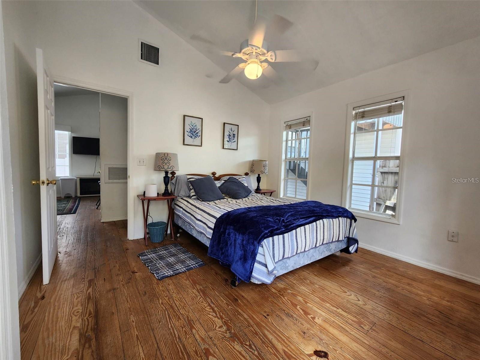 POS SUB OF BLKS G & H - Residential Lease
