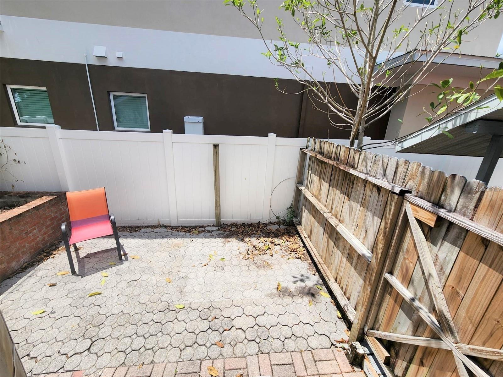 POS SUB OF BLKS G & H - Residential Lease