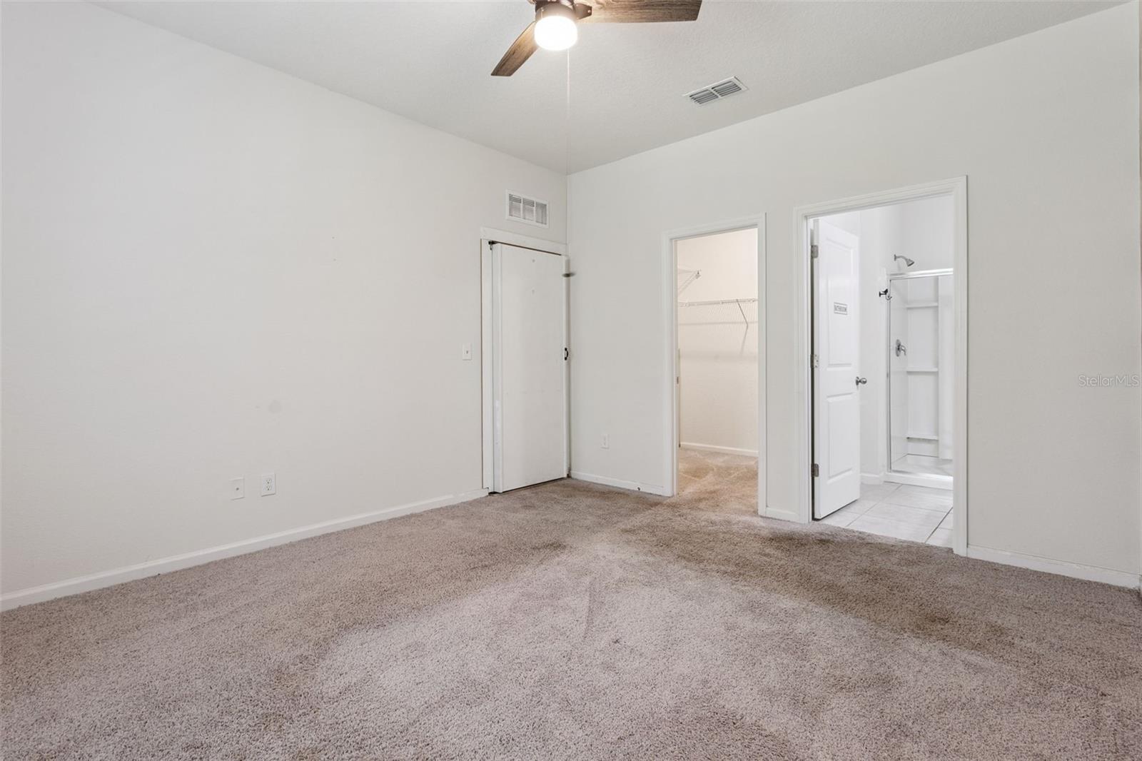 LINCOLN OAKS - Residential