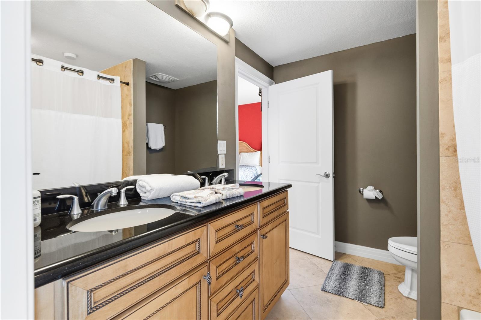 UTOPIA CONDO - Residential