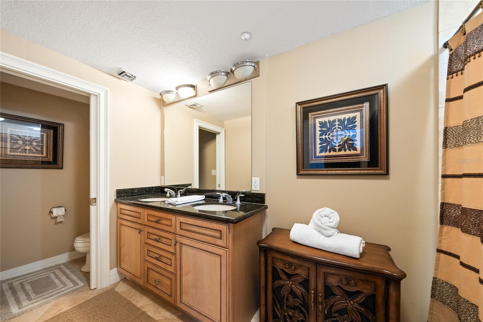 UTOPIA CONDO - Residential