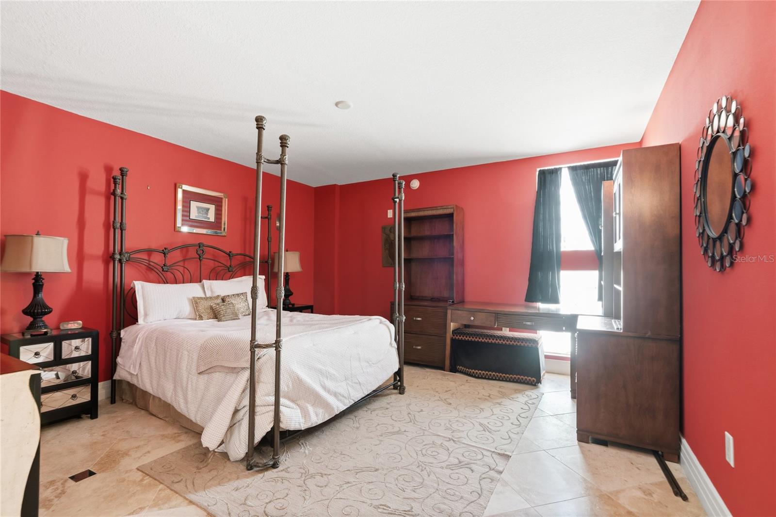 UTOPIA CONDO - Residential