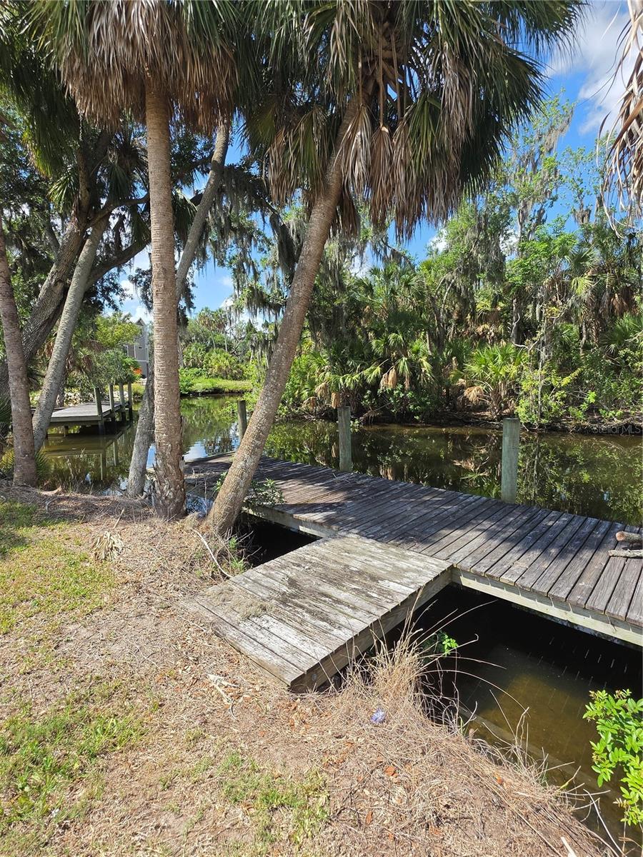 ALAFIA POINTE ESTATES - Land