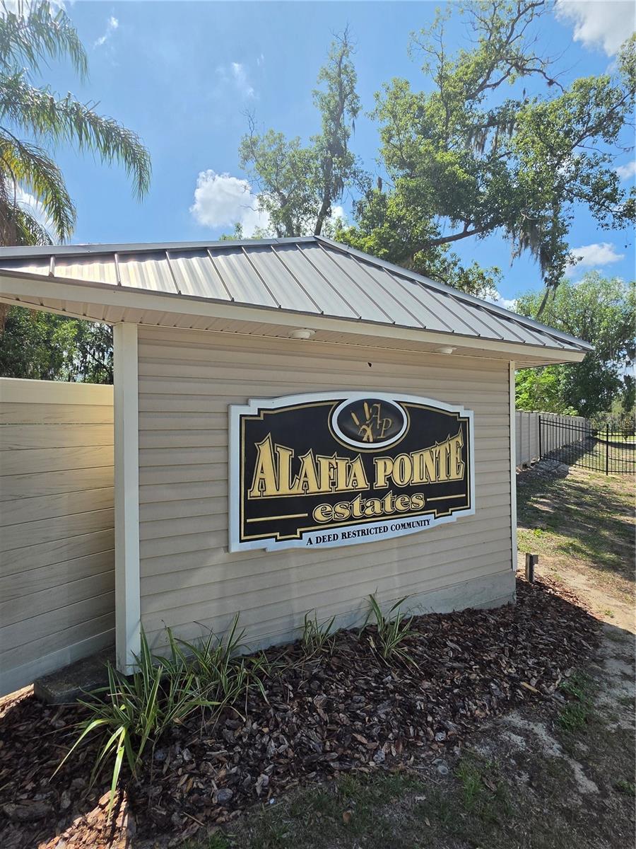 ALAFIA POINTE ESTATES - Land