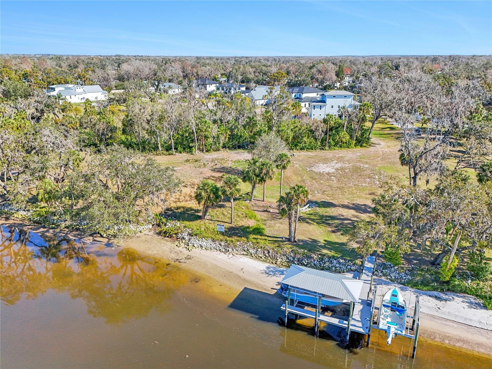 ALAFIA POINTE ESTATES - Land
