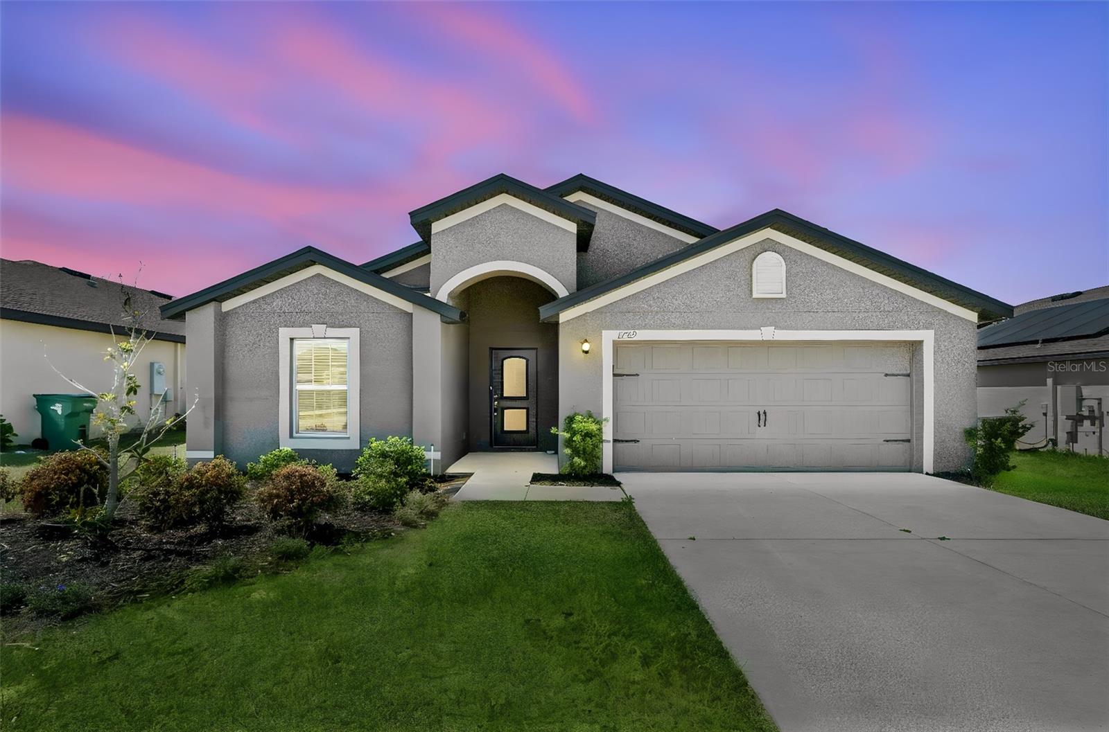 Is there a 3-bed single family home in Dundee under $295K with updated major systems and modern finishes? 1729 Canaan Loop offers 1,869 square feet, granite countertops, stainless steel appliances, and added peace of mind with a roof, HVAC, and water heater all approximately 6 years old.
Welcome to this well-maintained 3-bedroom, 2-bathroom single family home located in the Ridge at Swan Lake community in Dundee, Florida. Built in 2020, this home offers 1,869 square feet of thoughtfully designed living space on a 9,087 square foot lot, combining comfort, efficiency, and everyday functionality. Inside, you will find an open layout filled with natural light, enhanced by tile flooring in the main living areas, granite countertops, and a full suite of stainless steel appliances that bring a modern touch to the kitchen. The layout supports both daily living and entertaining with ease, while the spacious bedrooms provide flexibility for families, guests, or a home office setup.
A standout feature is the added value and peace of mind with the roof, HVAC system, and water heater all approximately 6 years old, helping reduce near-term maintenance concerns for future owners.
The exterior offers a 2-car garage and extended driveway, providing ample parking and storage. With a quarterly HOA of $350 and annual property taxes of approximately $5,109, this home presents a balanced ownership opportunity for both primary residents and investors.
Located in Dundee, this property is positioned near a wide range of Central Florida attractions and conveniences. Enjoy close proximity to Bok Tower Gardens, LEGOLAND Florida Resort, Eagle Ridge Mall, and Lake Eva Community Park. Outdoor enthusiasts will appreciate nearby access to Circle B Bar Reserve, Colt Creek State Park, and Lake Hamilton for recreation and relaxation.
Families benefit from nearby schools including Dundee Ridge Middle Academy, Dundee Elementary Academy, and Sandhill Elementary School. With convenient access to shopping, dining, and major routes, this 3-bed single family home in Dundee under $295K stands out as a practical, updated, and well-located opportunity in today’s market.