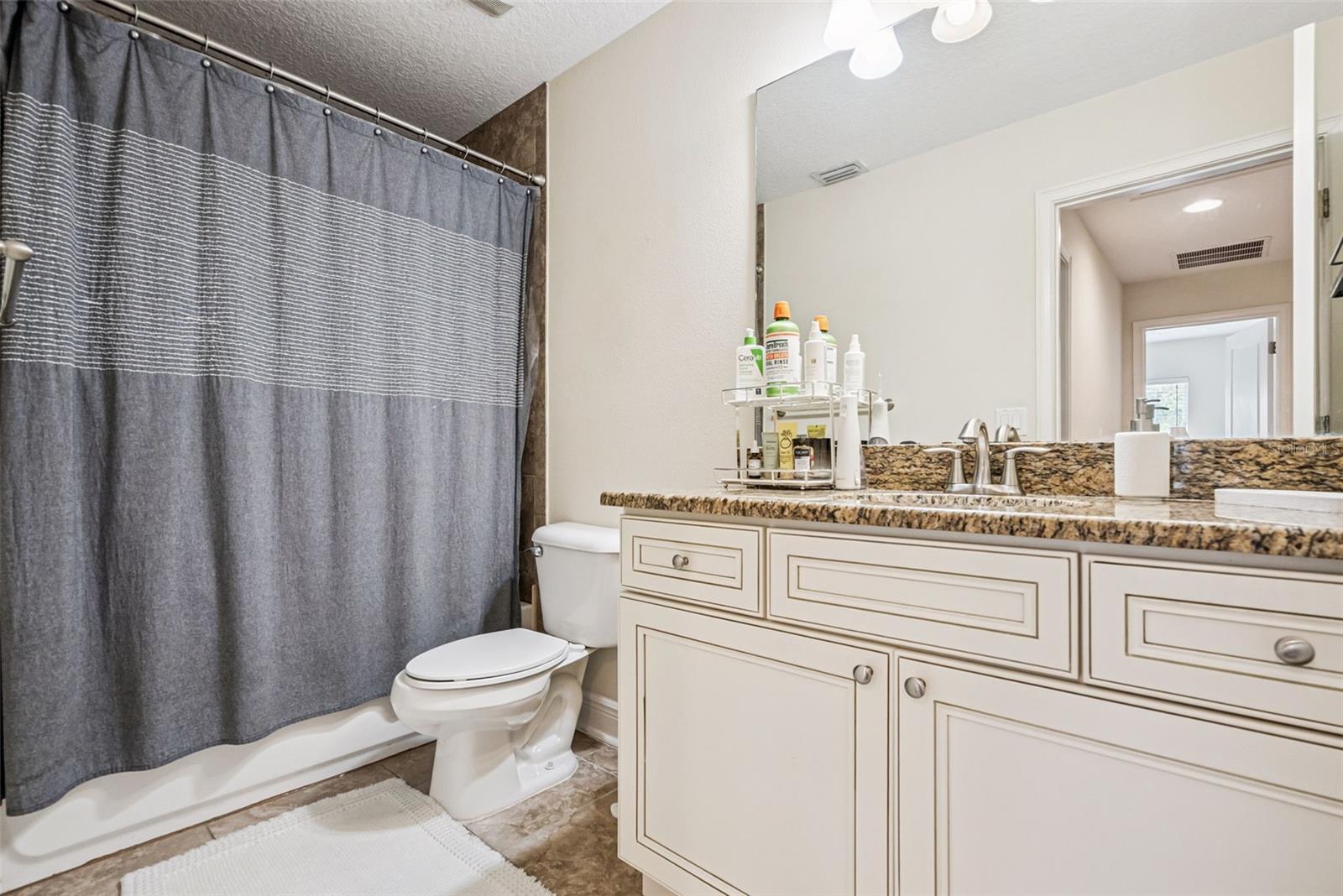 ROLANDO ESTATES - Residential