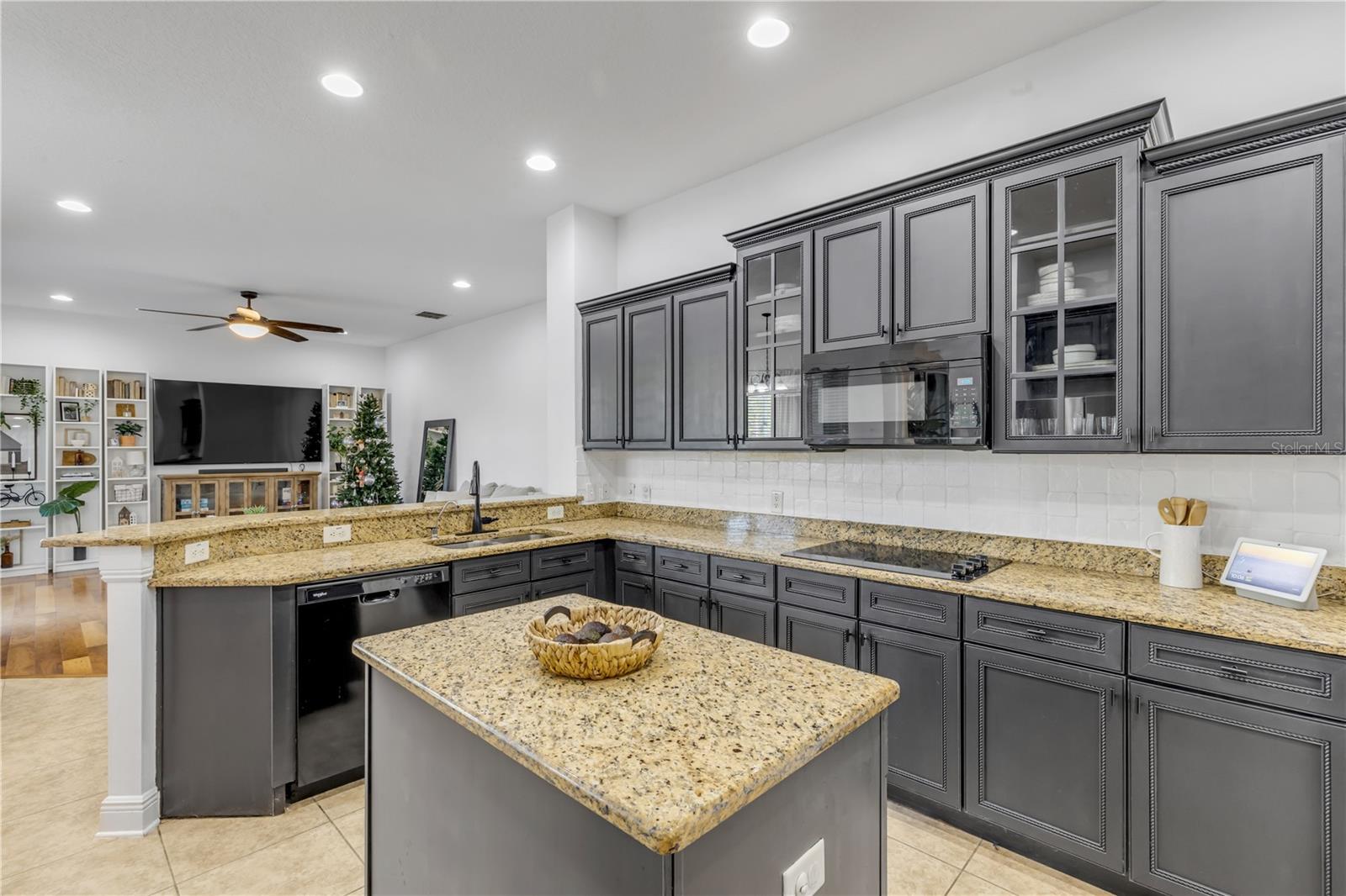 MOUNT DORA LOCH LEVEN PH 05 - Residential