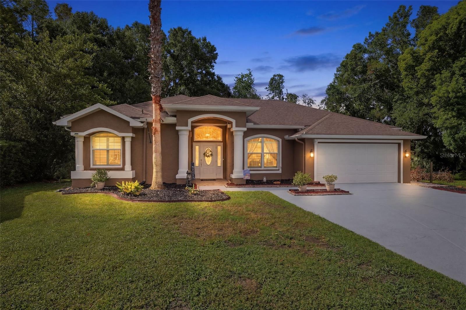 GRAND OAKS - Residential