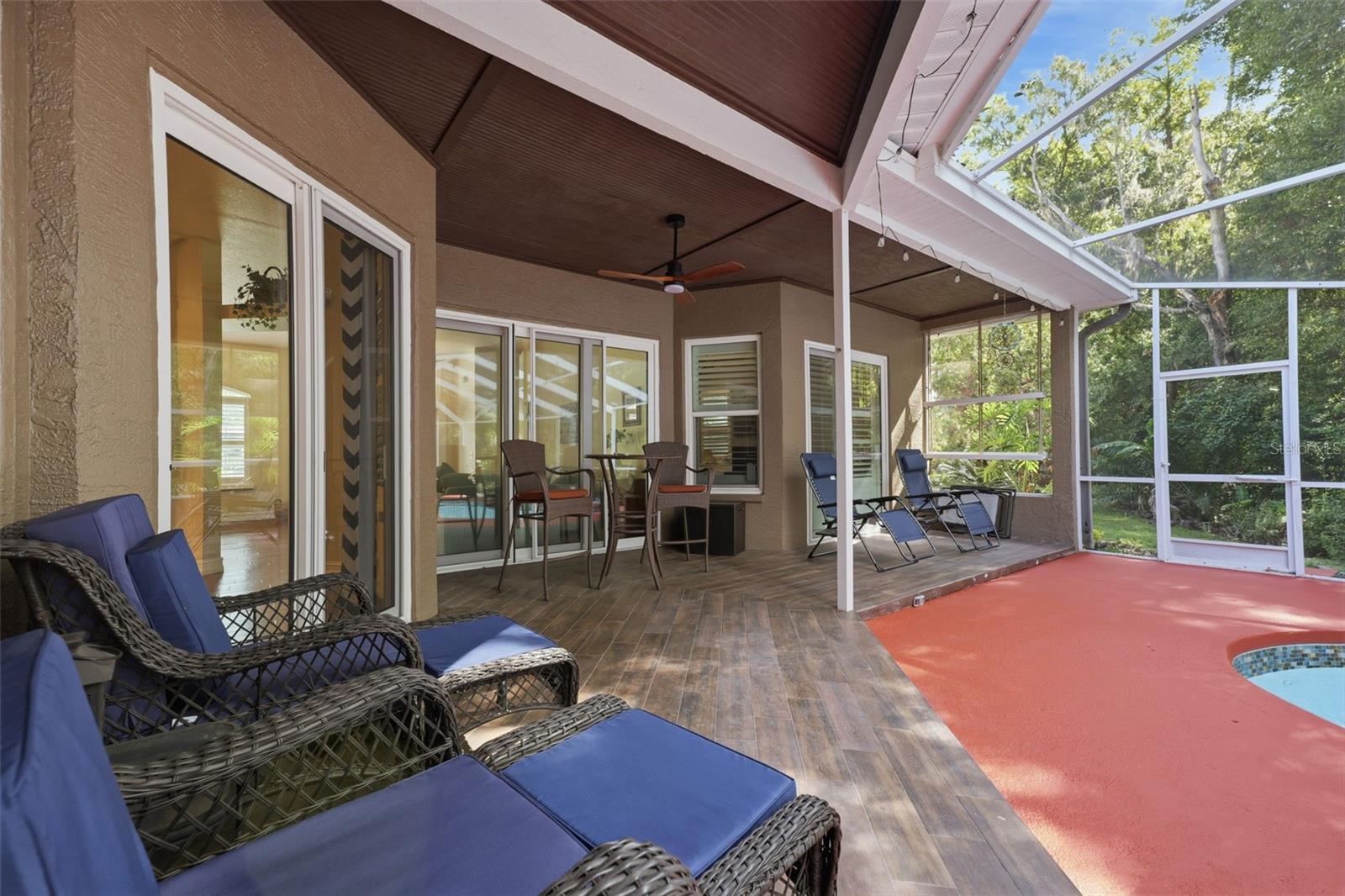 GRAND OAKS - Residential