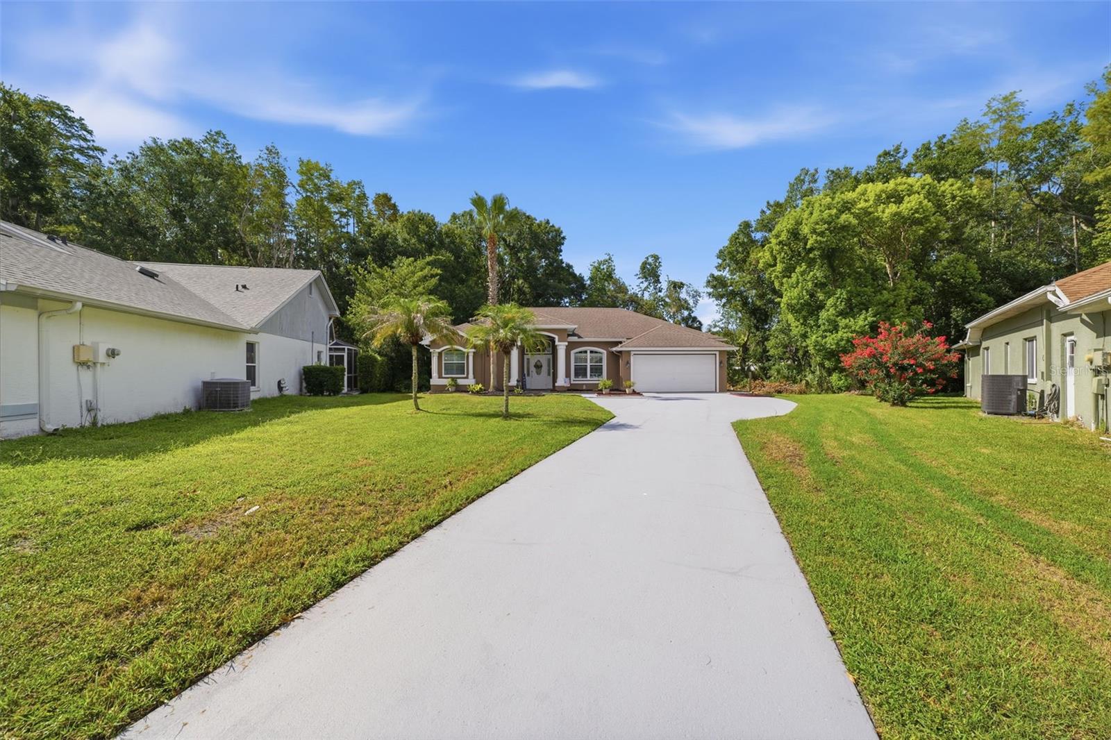 GRAND OAKS - Residential