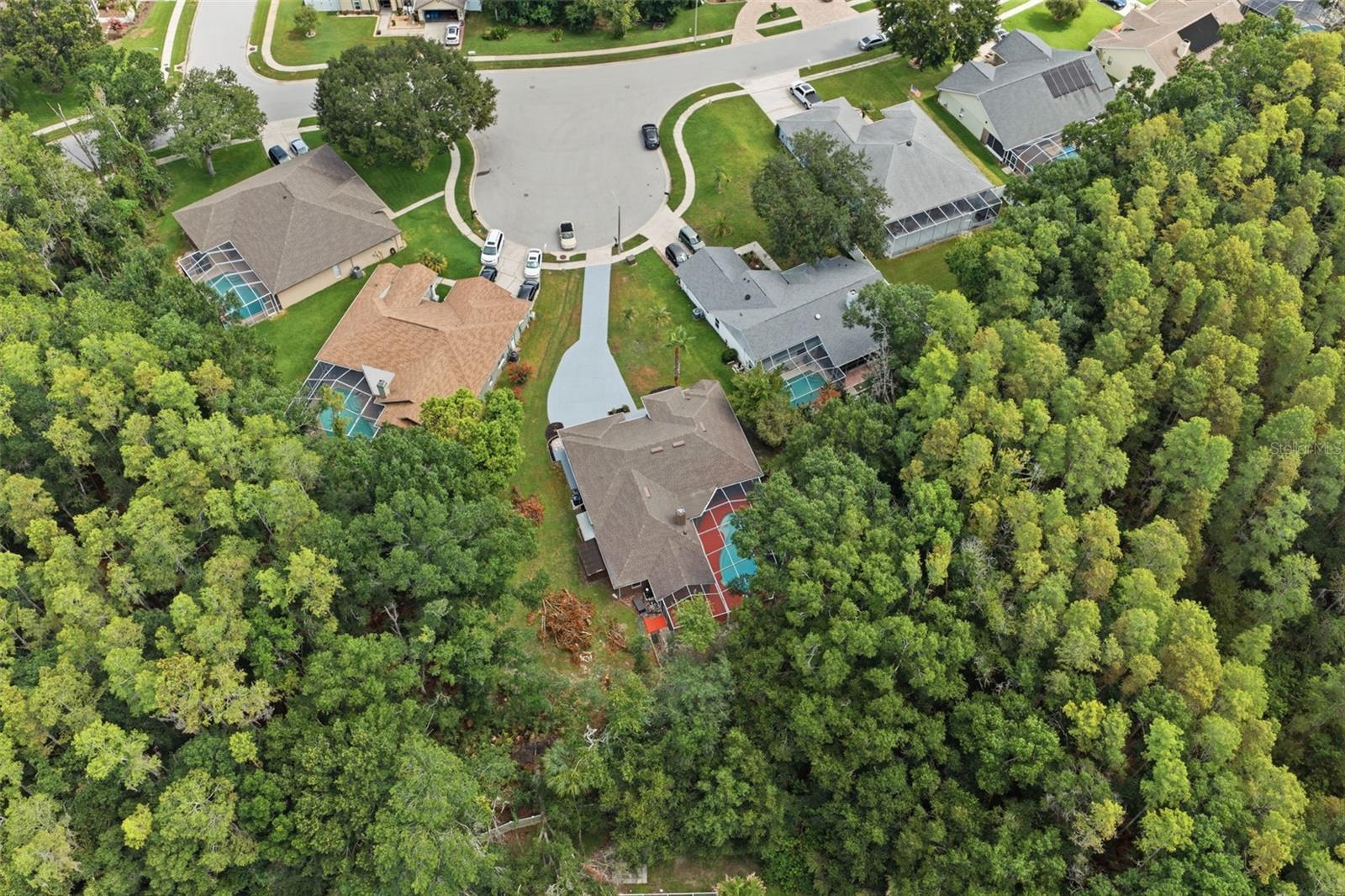 GRAND OAKS - Residential