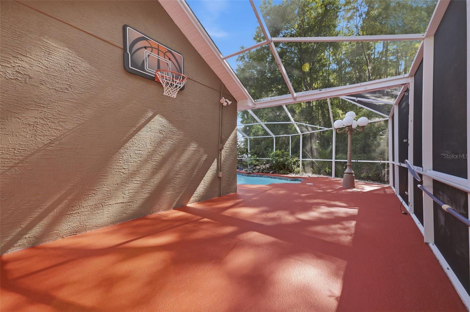GRAND OAKS - Residential