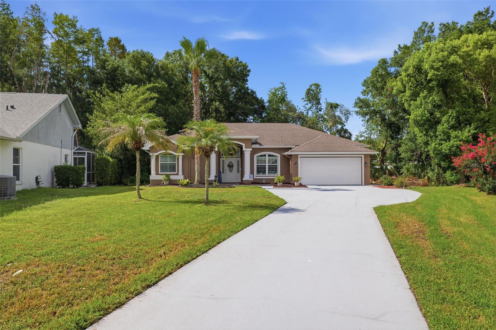 GRAND OAKS - Residential
