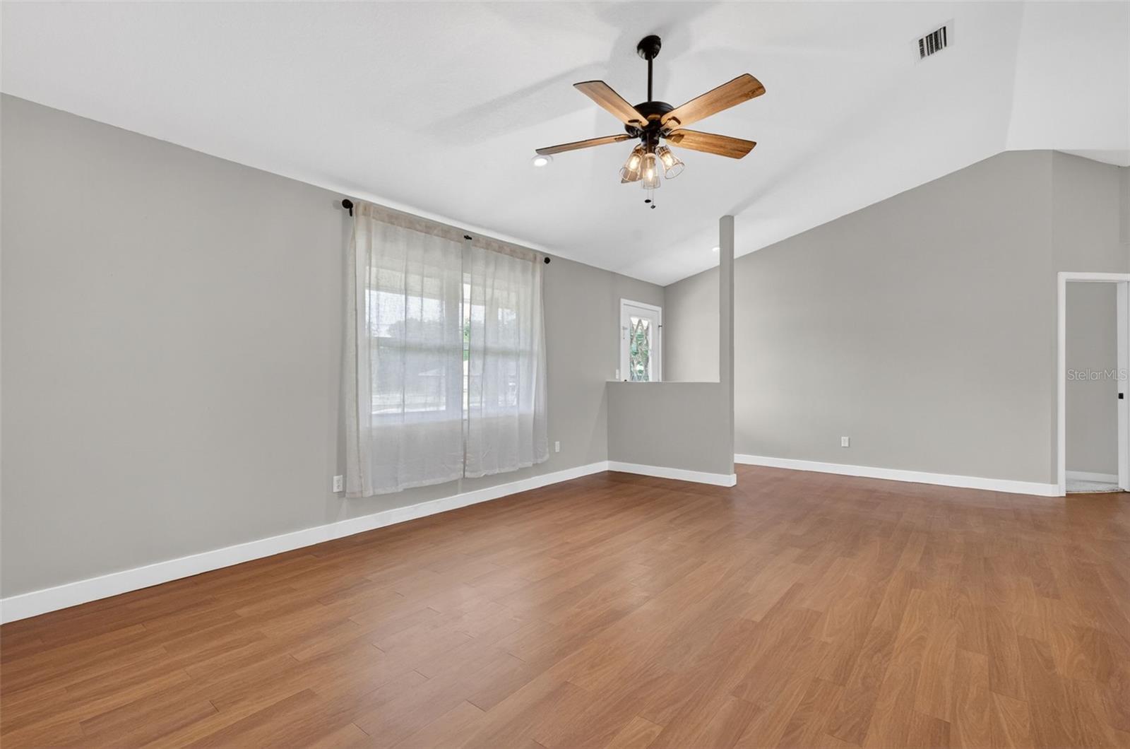SILVER SPRINGS SHORES UNIT 25 - Residential