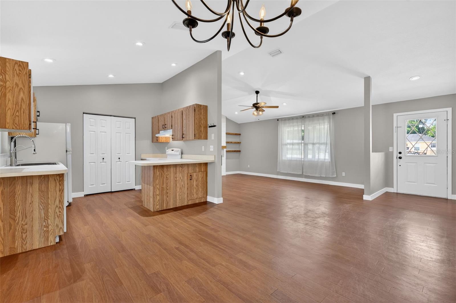 SILVER SPRINGS SHORES UNIT 25 - Residential