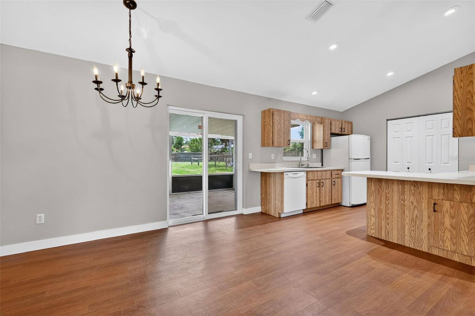 SILVER SPRINGS SHORES UNIT 25 - Residential