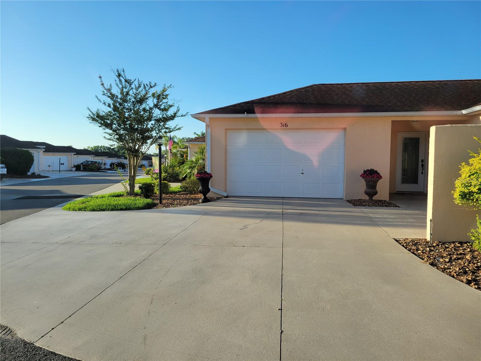 VILLAGES SUMTER VILLA DE LA - Residential Lease