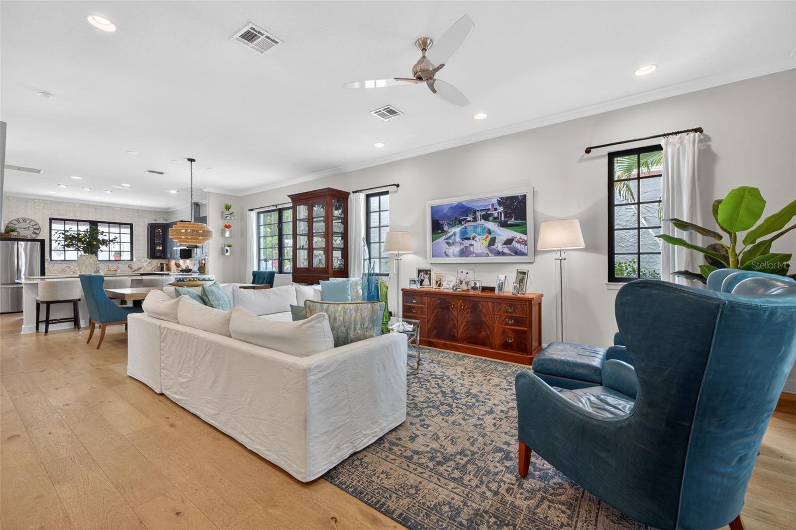 CRESCENT PARK HEIGHTS - Residential