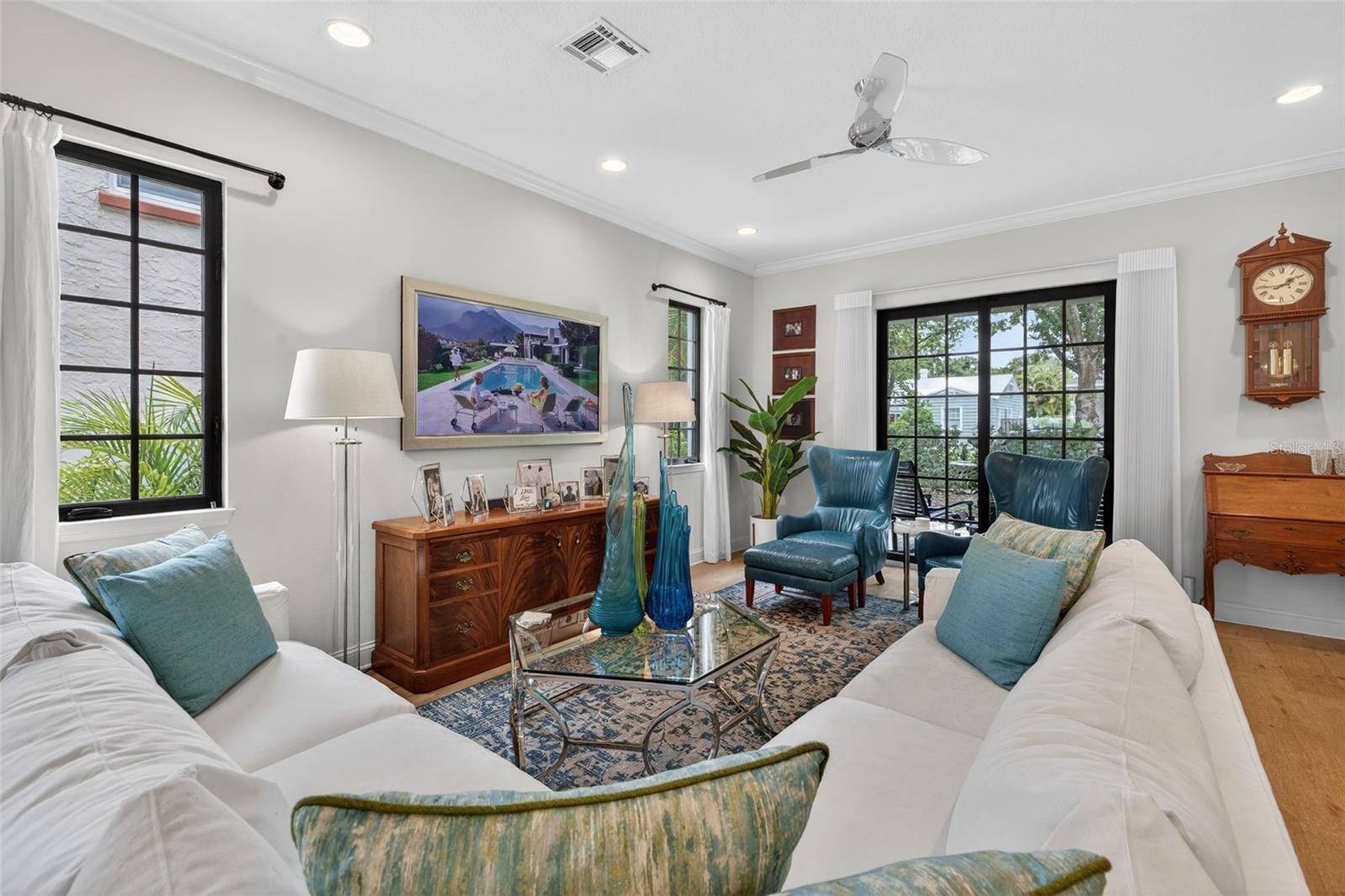 CRESCENT PARK HEIGHTS - Residential